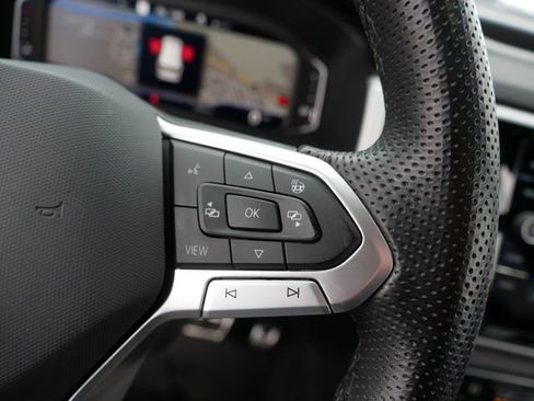 Certified 2023 Volkswagen Atlas Cross Sport SEL R-Line image 26