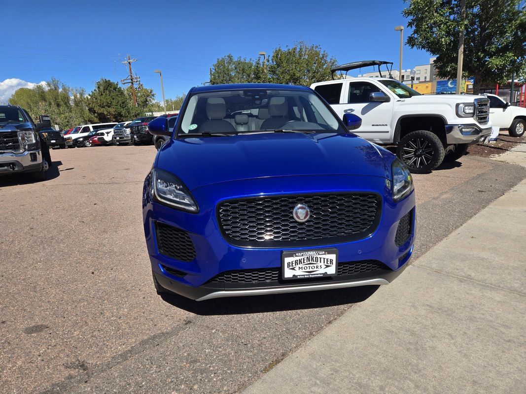 Used 2019 Jaguar E-PACE SE AWD/4WD image 2