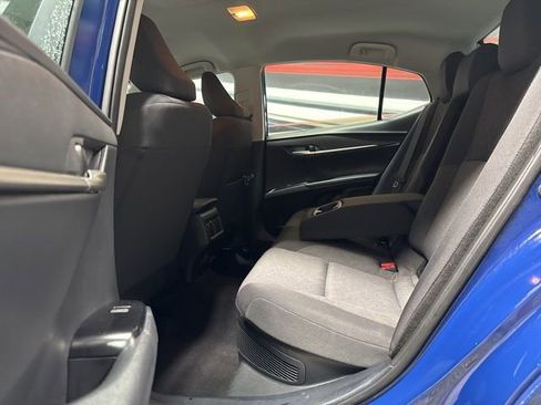 Used 2025 Toyota Camry LE FWD image 15