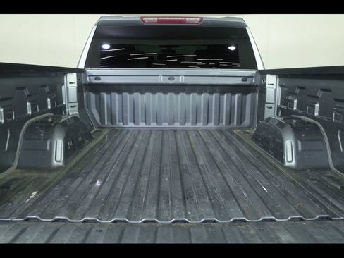 Used 2019 GMC Sierra 1500 SLE w/ SLE Value Package AWD/4WD image 12