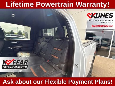 Used 2023 GMC Sierra 3500 AT4 w/ AT4 Preferred Package AWD/4WD image 15