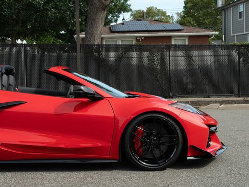 Used 2025 Chevrolet Corvette Z06 w/ Z07 Performance Package RWD image 56
