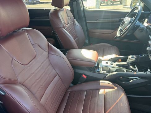 Used 2023 Kia Telluride SX Prestige image 15