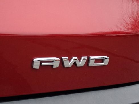 Certified 2023 GMC Acadia SLE image 31