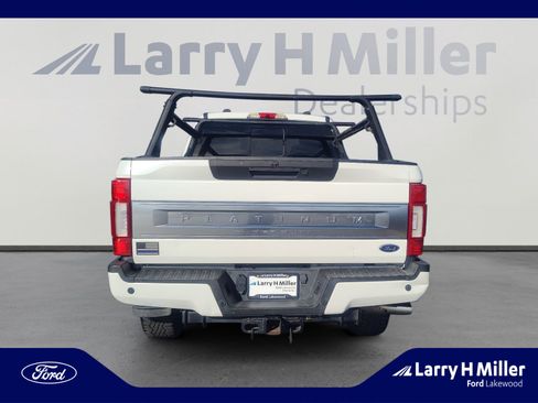 Used 2022 Ford F350 Platinum w/ FX4 Off-Road Package image 4