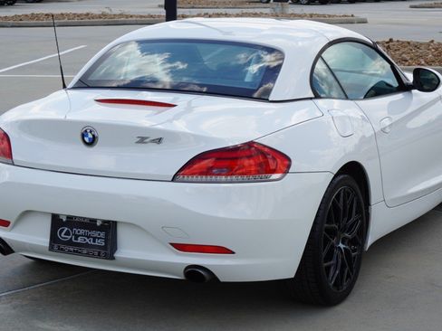 Used 2013 BMW Z4 sDrive35i RWD image 6