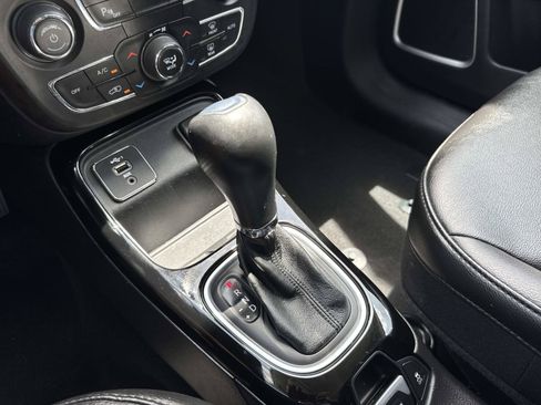 Used 2021 Jeep Compass Latitude FWD image 26