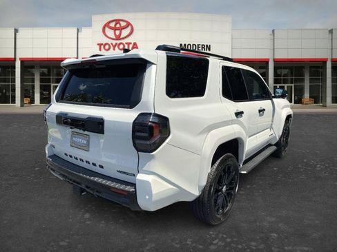 Used 2026 Toyota 4Runner Platinum AWD/4WD image 5