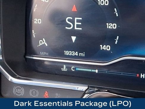 Used 2023 Chevrolet Silverado 1500 RST w/ Convenience Package II AWD/4WD image 6