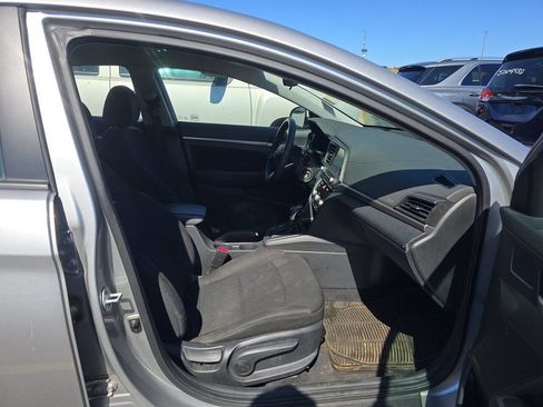 Used 2020 Hyundai Elantra SEL w/ Cargo Package (C1) image 16