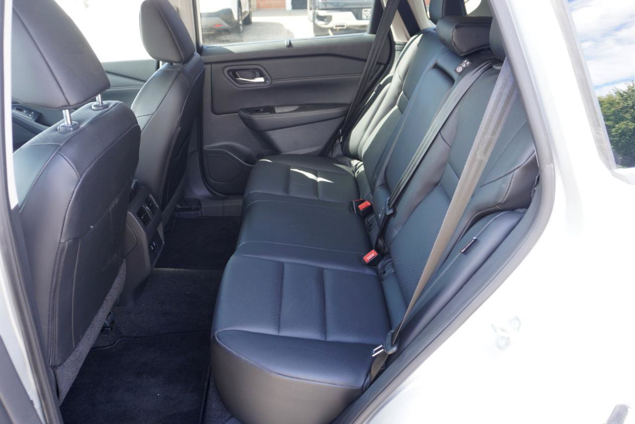 Used 2024 Nissan Rogue SV w/ SV Premium Package AWD/4WD image 21