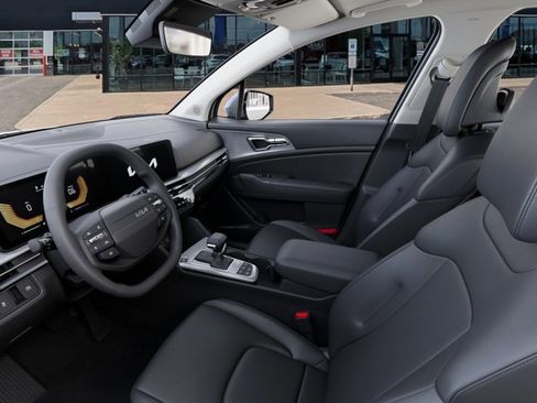 New 2026 Kia Sportage EX AWD/4WD image 17
