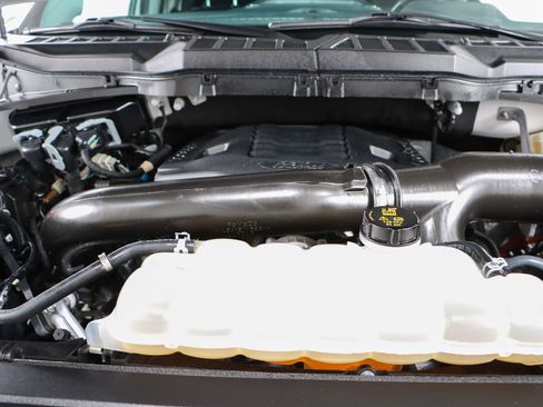 Used 2023 Ford F150 Lariat w/ Equipment Group 502A High image 31