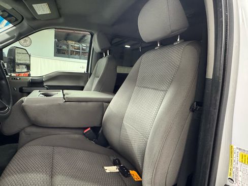 Used 2022 Ford F250 XLT w/ XLT Value Package image 22