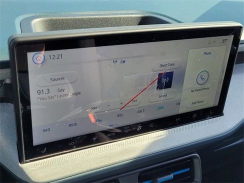 New 2025 Ford Maverick XLT w/ XLT Luxury Package image 39