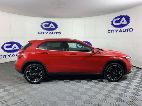 Used 2019 Mercedes-Benz GLA 250 image 2