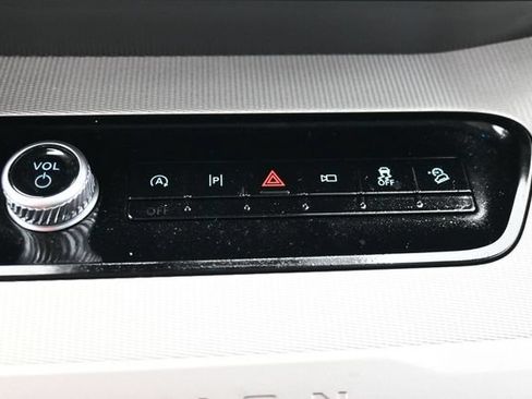 Certified 2025 Ford Expedition Active AWD/4WD image 24