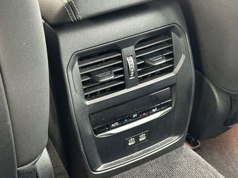 Used 2023 BMW i4 eDrive35 image 13