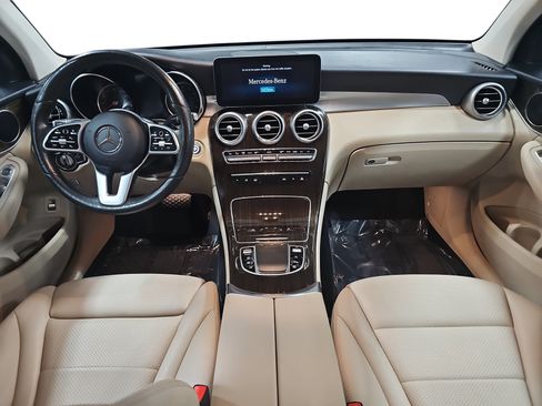 Used 2021 Mercedes-Benz GLC 300 image 9
