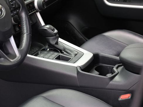 Used 2019 Toyota RAV4 XLE Premium w/ Cold Weather Package AWD/4WD image 15