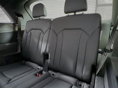New 2026 Audi Q7 3.0T Premium Plus image 27