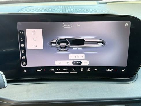 New 2026 Audi Q3 quattro 2.0T AWD/4WD image 34