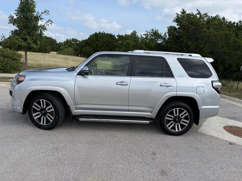 Used 2023 Toyota 4Runner Limited AWD/4WD image 8