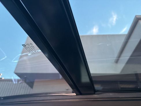 Used 2020 Cadillac XT5 Premium Luxury FWD image 25