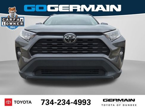 Used 2021 Toyota RAV4 XLE FWD image 3