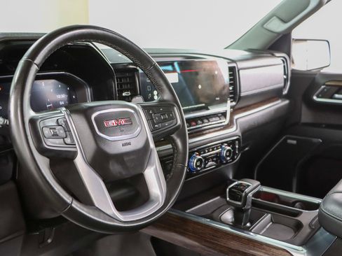 Used 2024 GMC Sierra 1500 Elevation w/ Elevation Premium Package AWD/4WD image 26