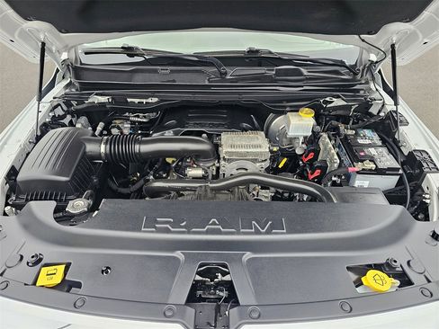 Used 2020 RAM 1500 Longhorn image 9