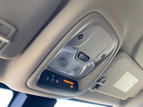 Used 2025 Buick Encore GX Preferred image 26