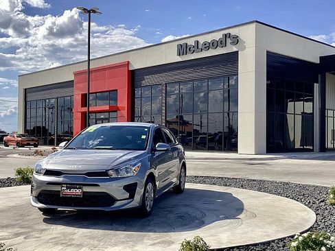 Used 2022 Kia Rio S image 1