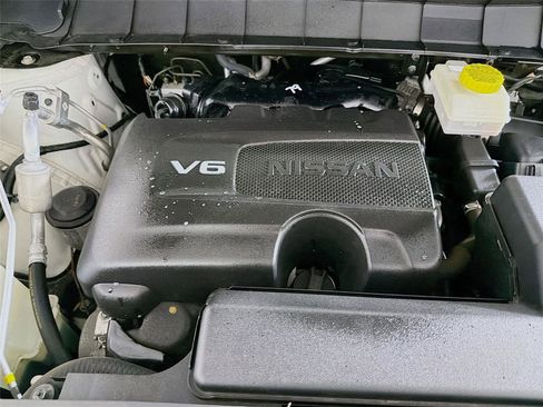 Used 2024 Nissan Pathfinder SL AWD/4WD image 31