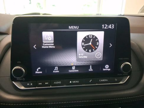 Used 2023 Nissan Rogue S AWD/4WD image 20