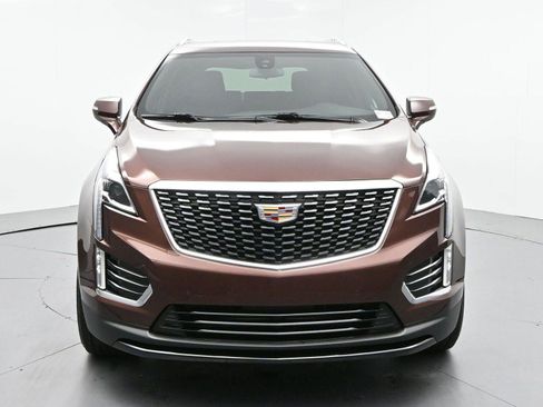 Certified 2023 Cadillac XT5 Luxury FWD image 2