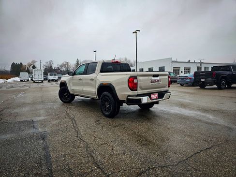 New 2026 GMC Canyon Elevation w/ Convenience Package image 6