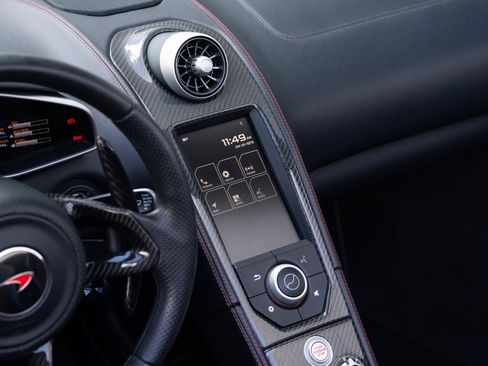 Used 2013 McLaren MP4-12C Spider RWD image 45