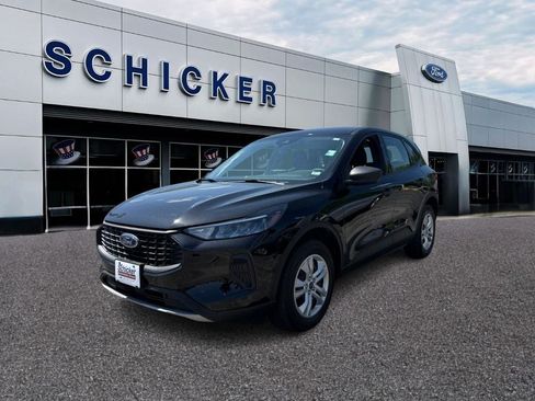 Used 2023 Ford Escape AWD image 4