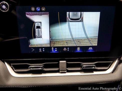 New 2026 Chevrolet Equinox LT w/ Safety and Technology Package image 19