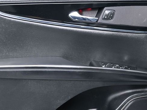Used 2023 Lincoln Nautilus Reserve FWD image 11