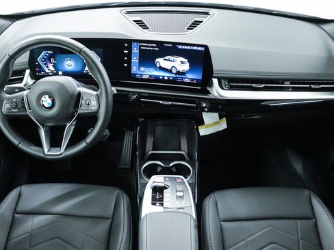 New 2026 BMW X1 xDrive28i w/ Convenience Package AWD/4WD image 12
