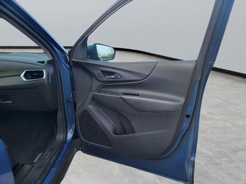 Used 2024 Chevrolet Equinox LT w/ LPO, Floor Liner Package FWD image 33