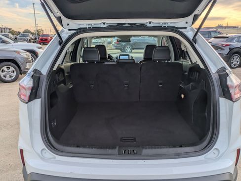 Used 2024 Ford Edge SEL image 30
