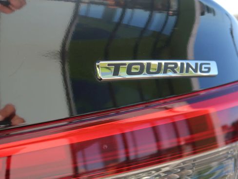 Used 2022 Honda Civic Touring image 48