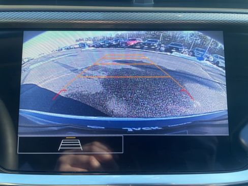 Used 2022 Buick Encore GX Essence w/ Experience Buick Package image 19