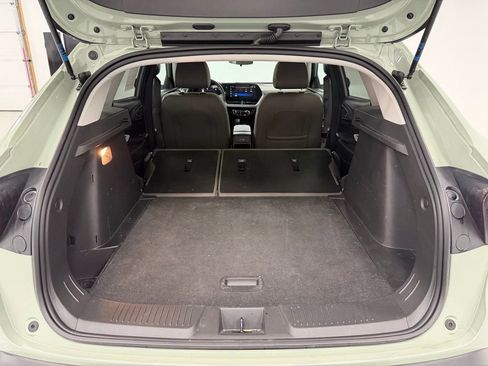Used 2025 Chevrolet Trax ACTIV w/ Sunroof Package image 29