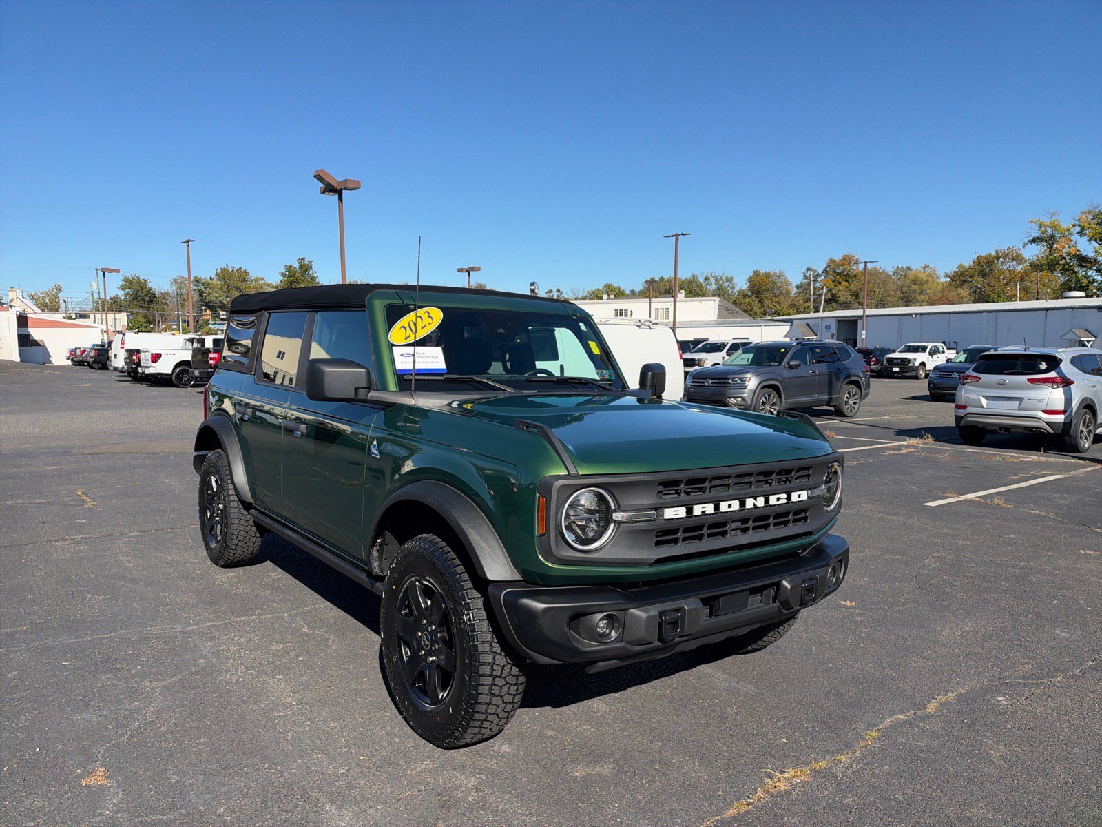Certified 2023 Ford Bronco Black Diamond AWD/4WD image 20
