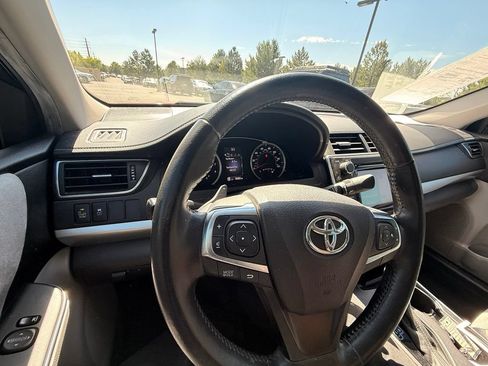 Used 2015 Toyota Camry XSE FWD image 29