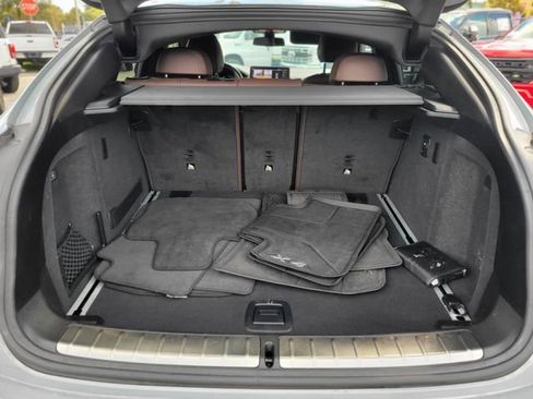 Used 2022 BMW X4 xDrive30i w/ M Sport Package image 6